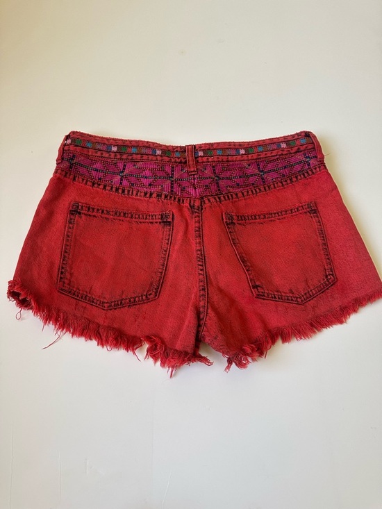 We The Free Free People Sun Break Gypsy Red Denim Frayed Boho Shorts~27 - Picture 2 of 4